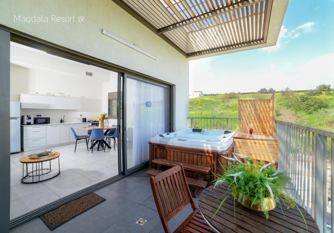 Yalarent Magdala Resort- Luxury Suites With Pool Or Jacuzzi With Sea View Migdal Luaran gambar